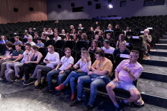 Uczetnicy OKFA w sali widowiskowej CKiS-DK Oskard.